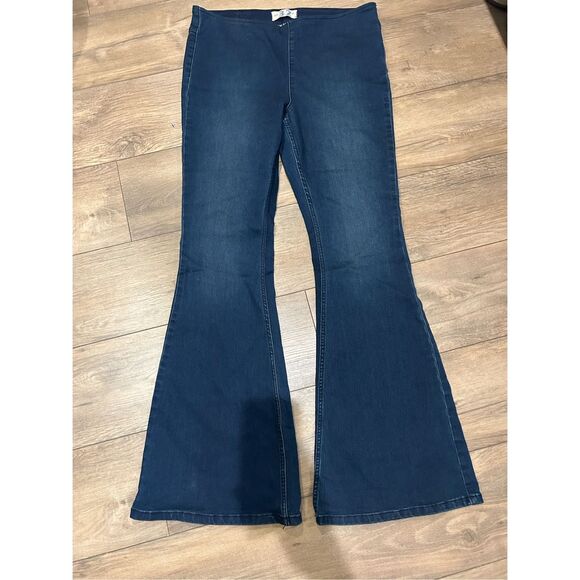 We The Free Penny Pull-On Flare Jeans - Picture 1 of 8